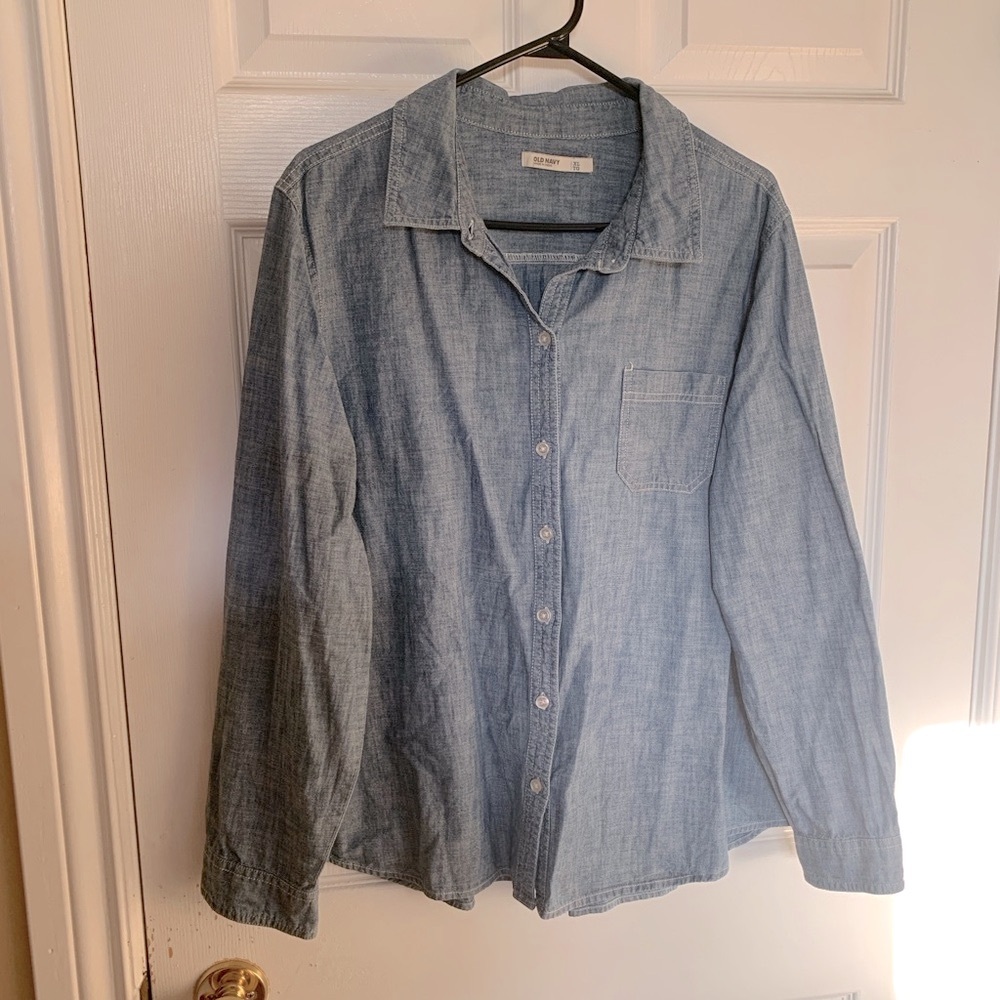 Old Navy Chambray Button Down Shirt Blue Long Sleeve Women’s XL Normcore casual